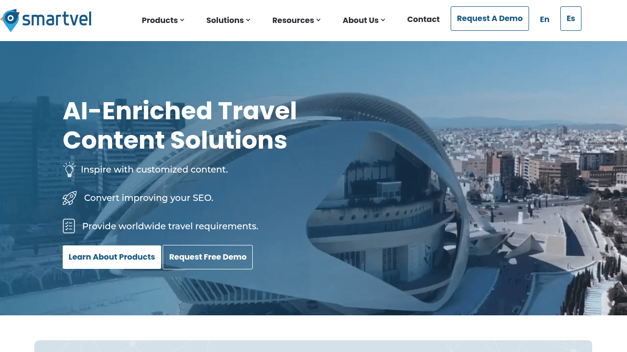 Smartvel.com interface screenshot showing main features and user interface