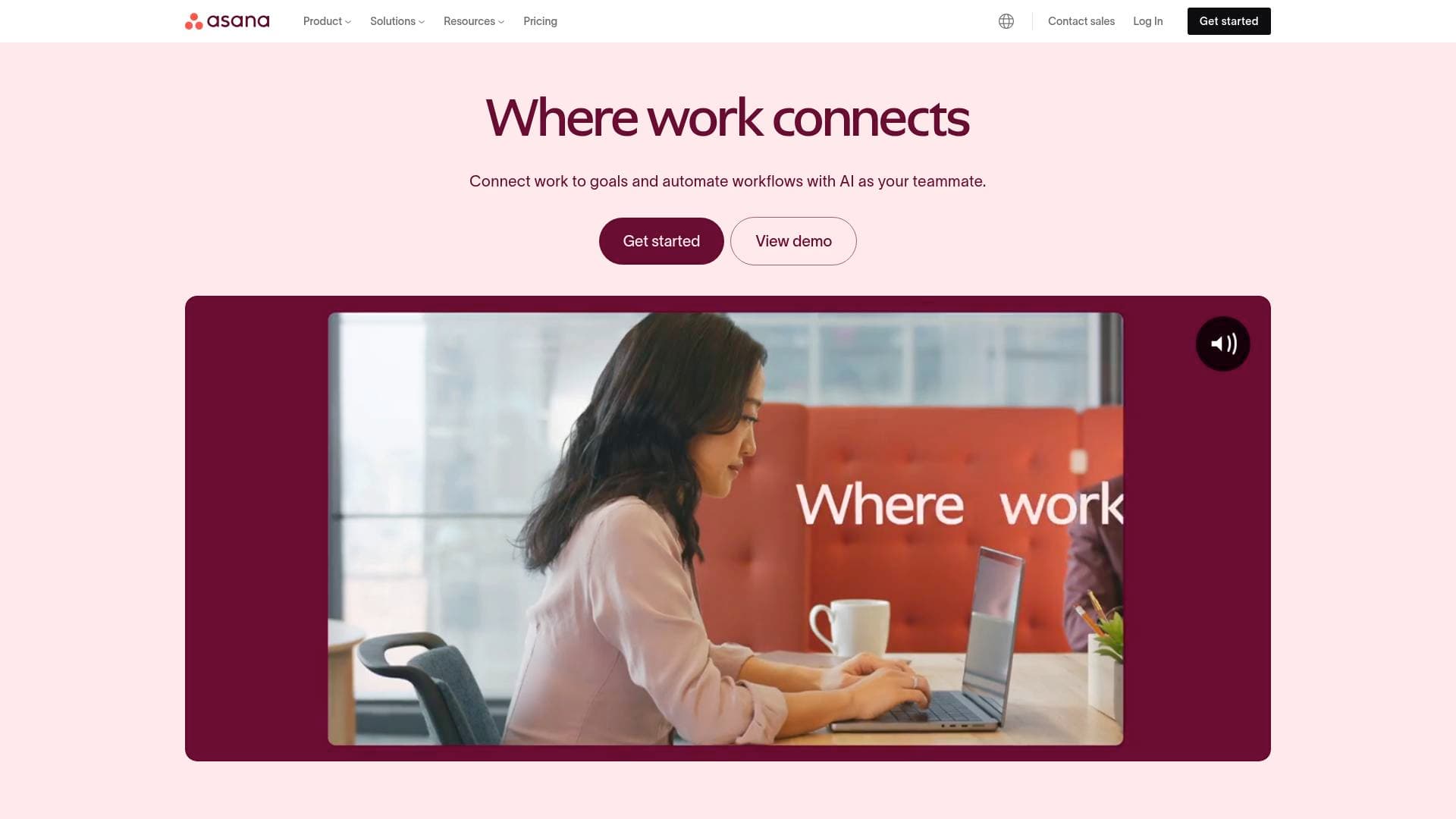 Asana interface screenshot showing main features and user interface