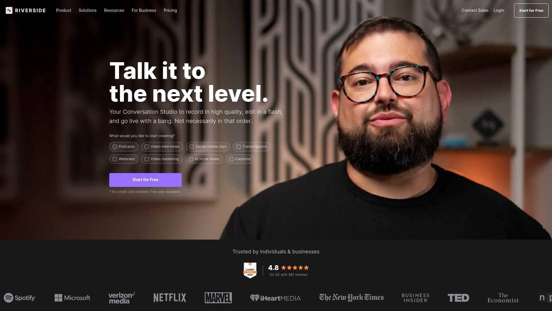 Riverside FM interface screenshot showing main features and user interface